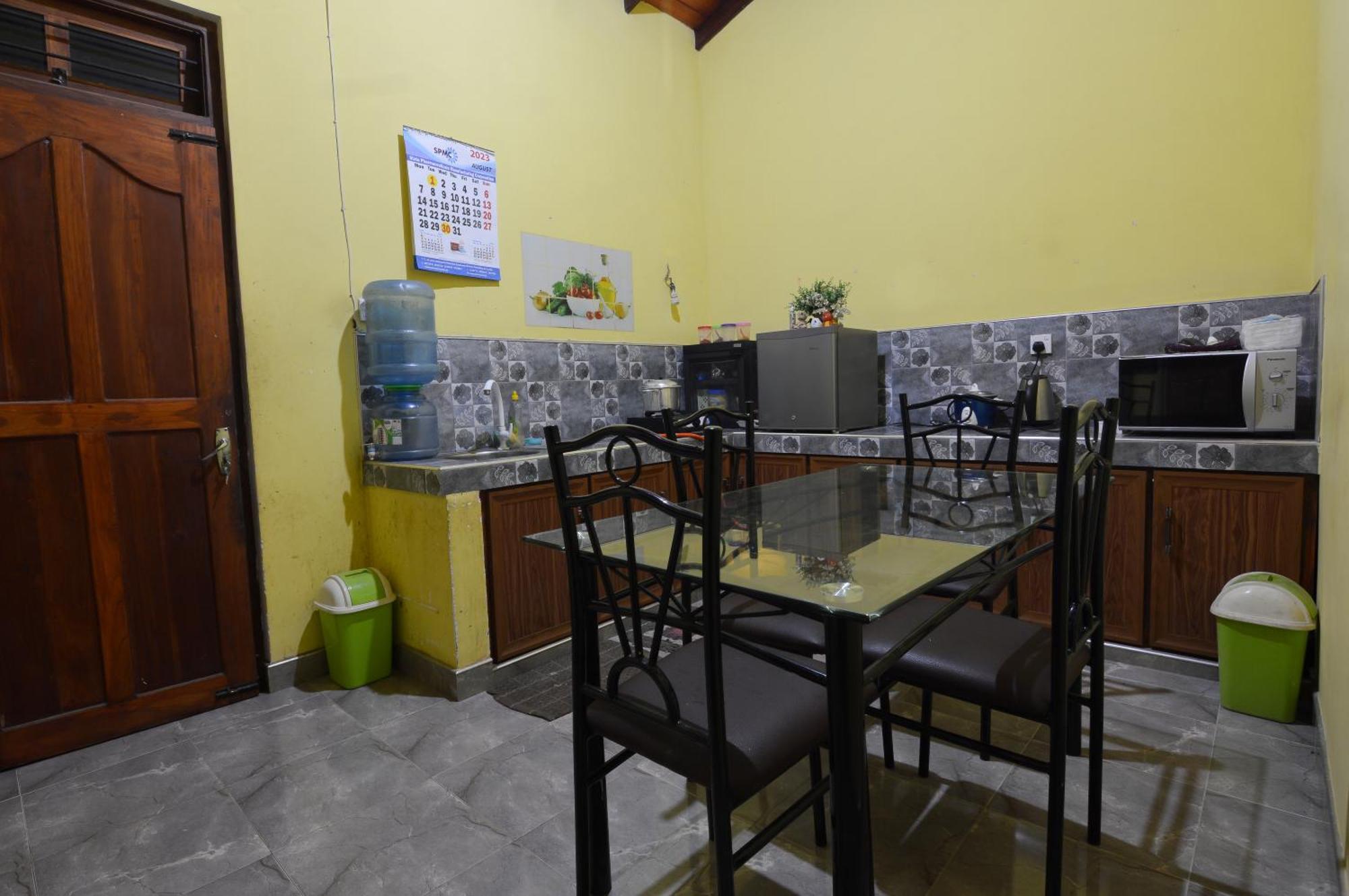Binara Home Stay Полоннарува Экстерьер фото