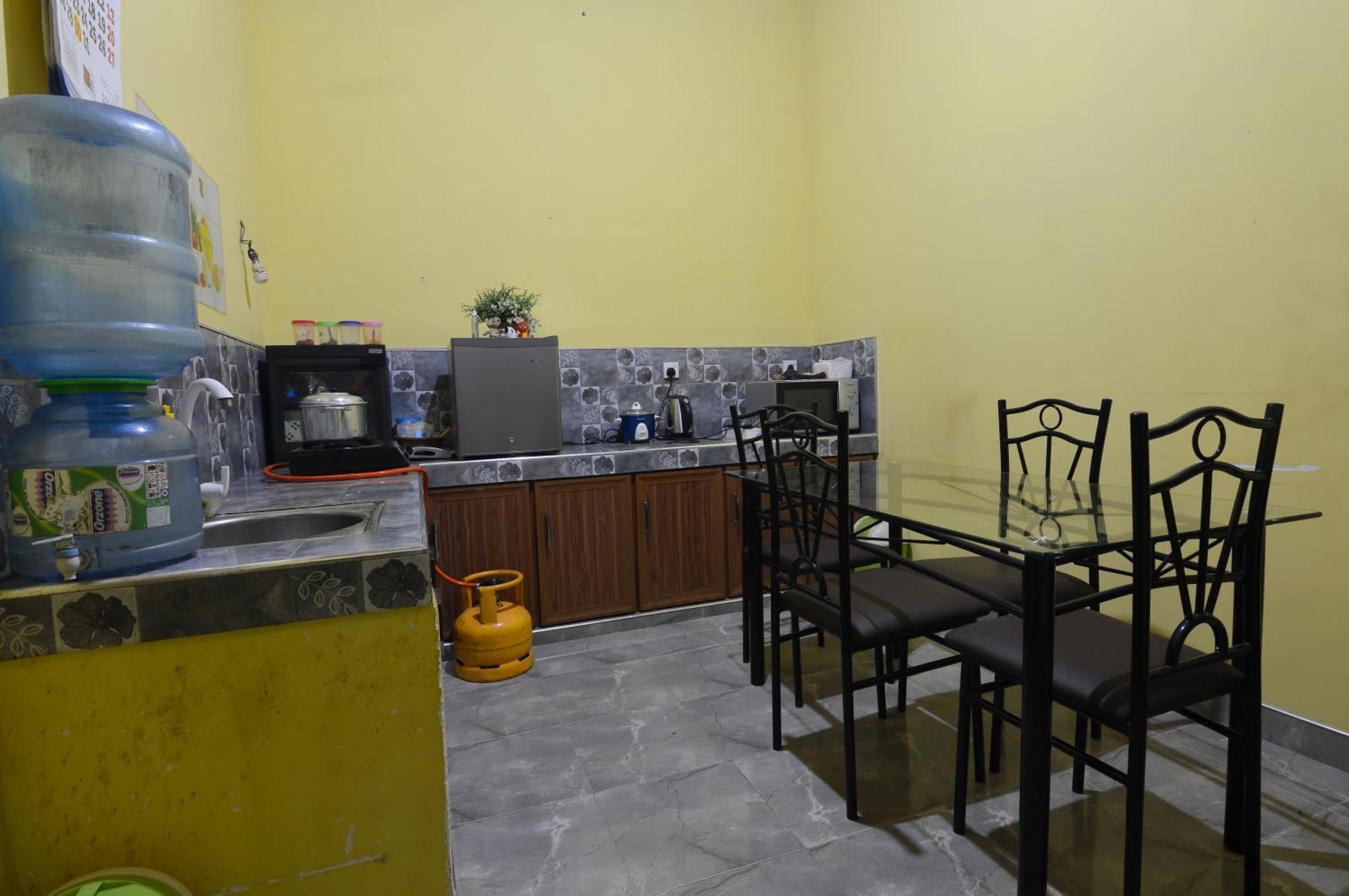 Binara Home Stay Полоннарува Экстерьер фото
