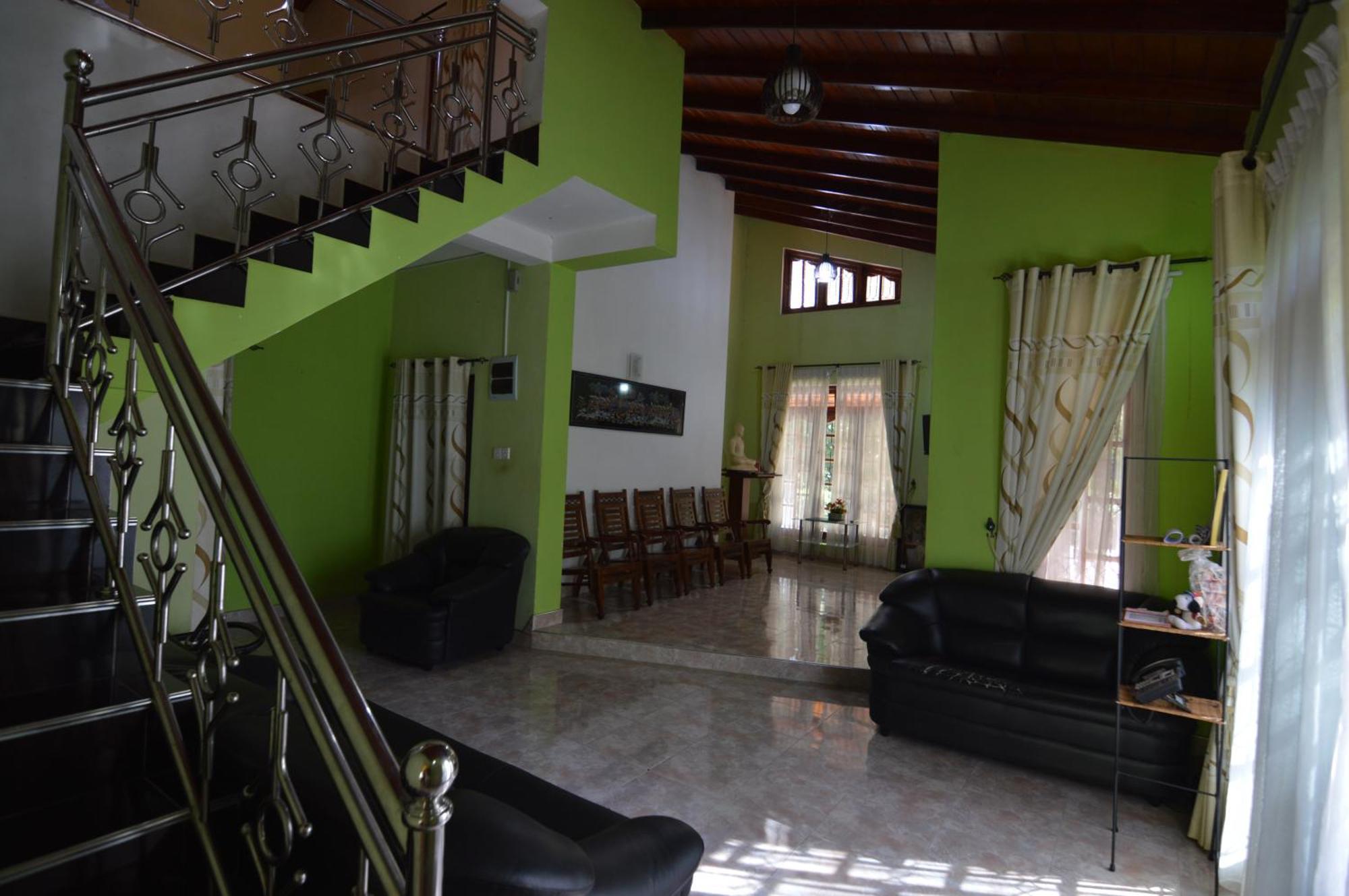 Binara Home Stay Полоннарува Экстерьер фото