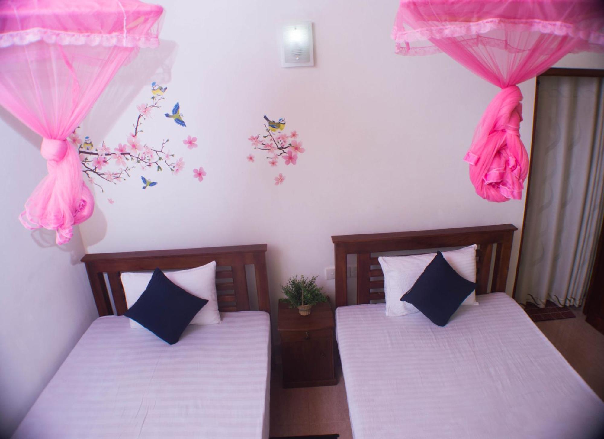 Binara Home Stay Полоннарува Номер фото