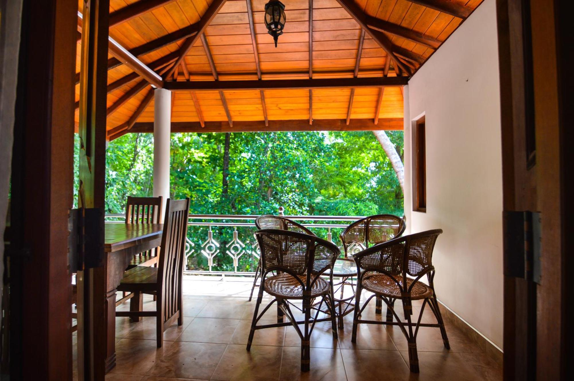 Binara Home Stay Полоннарува Экстерьер фото